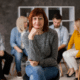 Terapia individual o terapia grupal: ¿qué aporta cada espacio terapéutico?